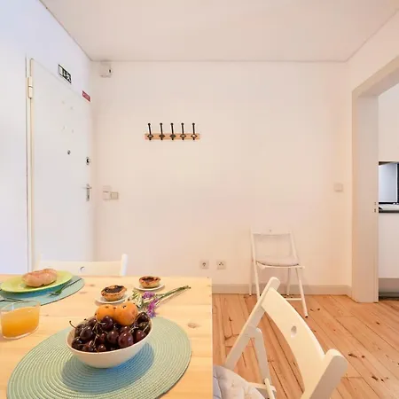 Sunny In Lisbon! Апартаменты Лиссабон